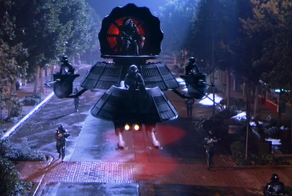 MOTUSkeletorsEntrance